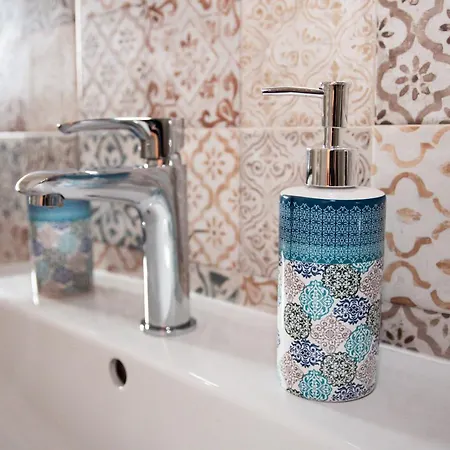 Trulli Donna Isabella 2 Couette-café *