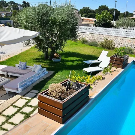 Trulli Donna Isabella 2 * לוקורוטונדו