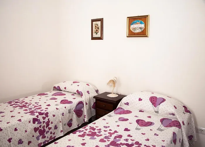 Trulli Donna Isabella 2 לינה וארוחת בוקר